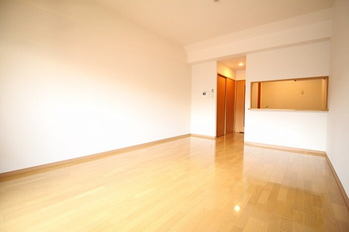 サンロイヤル三条の物件内観写真