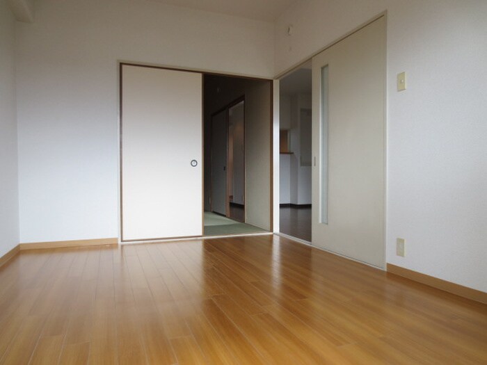 パ－クサイドマンションの物件内観写真