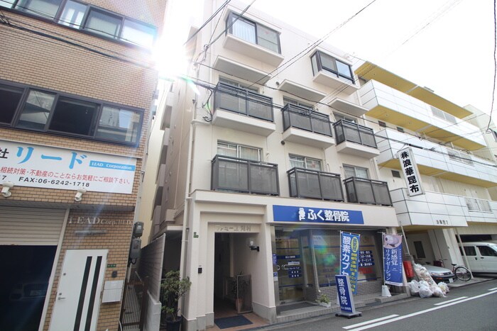 ﾌｧﾐ-ﾕ河村の物件外観写真