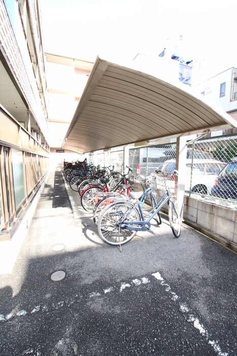 レスポワ－ル東の物件外観写真