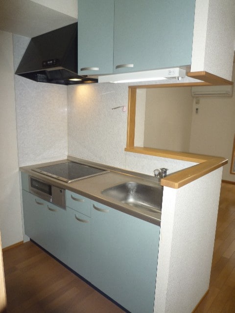 アヴァンサ－ルの物件内観写真