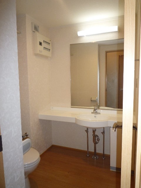 アヴァンサ－ルの物件内観写真