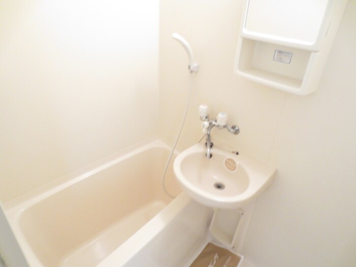 カ－サリビヴェ－レの物件内観写真