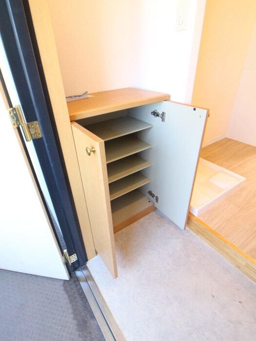 カ－サリビヴェ－レの物件内観写真