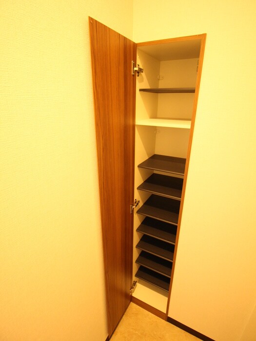 ヒルハイツ高鷲の物件内観写真