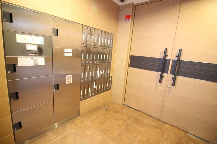 西宮北口プライマリ－ワンの物件外観写真