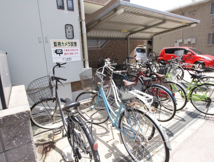 巽北ロイヤルマンションの物件外観写真