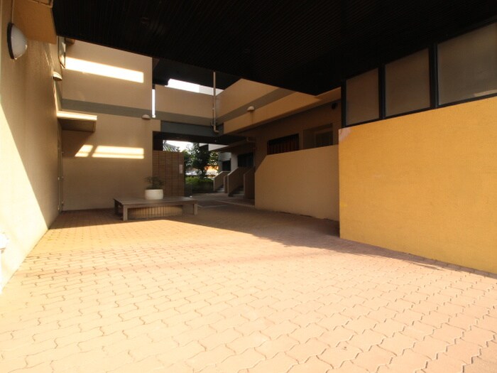 リバーサイド千里丘の物件外観写真