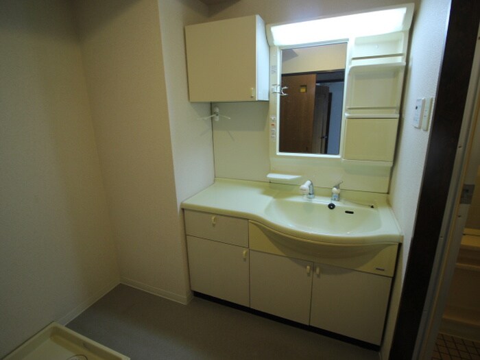 リバーサイド千里丘の物件内観写真