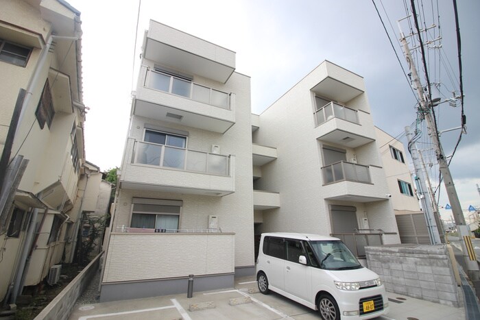 Flannelの物件外観写真