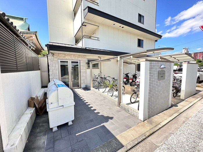 サンブライト丹波口の物件外観写真