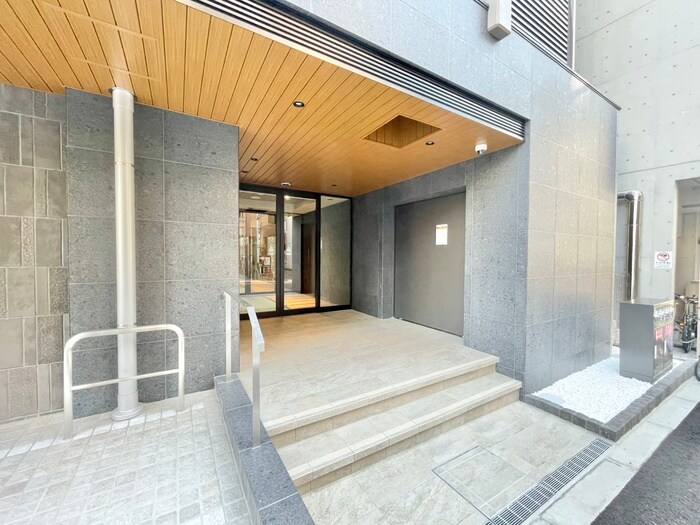 Metrosa谷町六丁目Southの物件外観写真