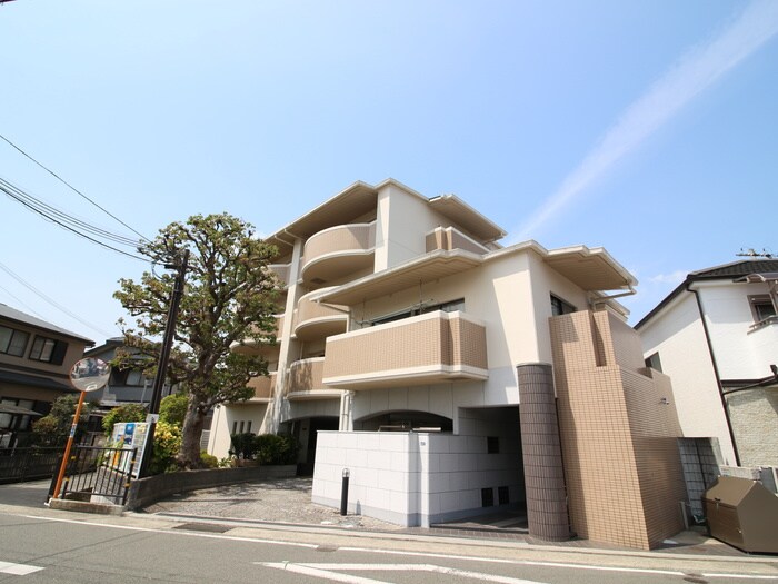 クレール千僧の物件外観写真