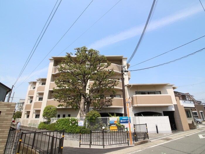 クレール千僧の物件外観写真