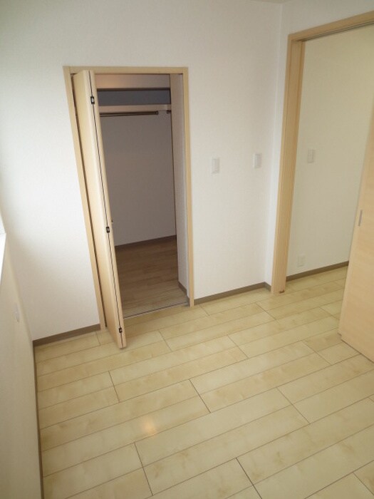 アルンド－・インディカⅡの物件内観写真