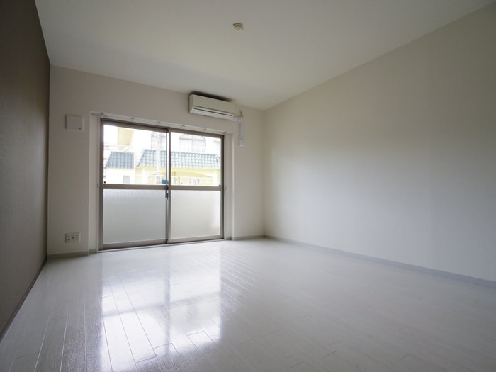 ルミナス都の物件内観写真