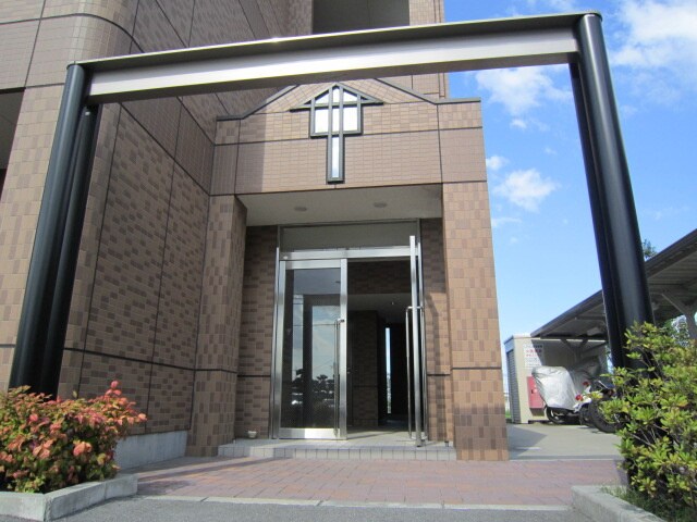 カステル　ヴェッチオの物件外観写真