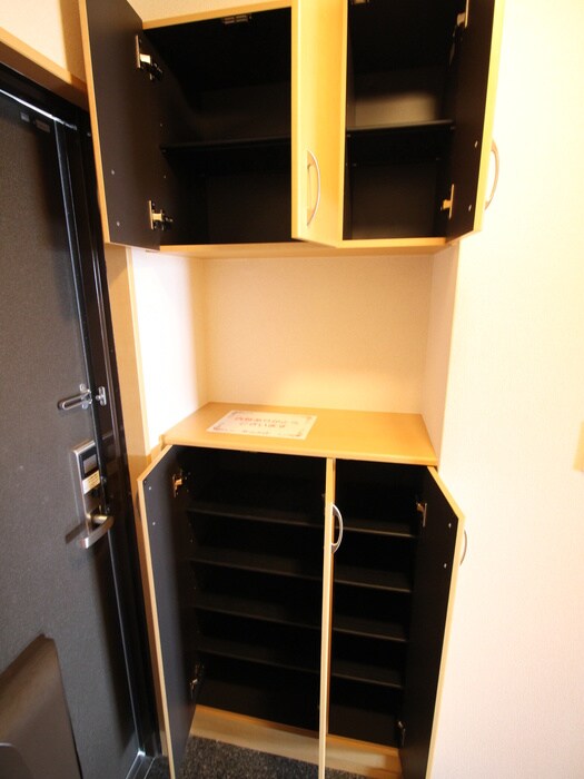 カステル　ヴェッチオの物件内観写真