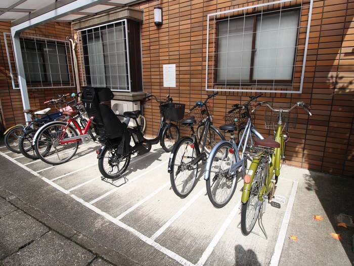 ﾚｼﾞﾃﾞﾝｽ了以苑の物件外観写真