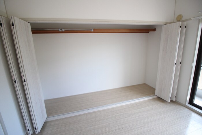 ﾚｼﾞﾃﾞﾝｽ了以苑の物件内観写真