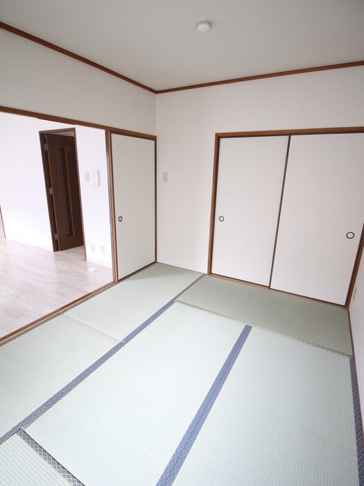 ラ・シ－ヌ恵我之荘の物件内観写真