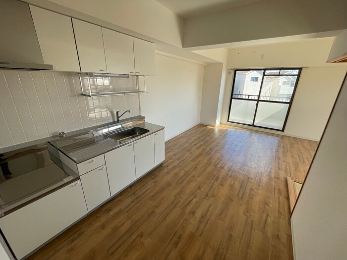 リバ－サイド中山の物件内観写真