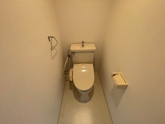 リバ－サイド中山の物件内観写真