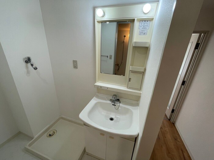 リバ－サイド中山の物件内観写真