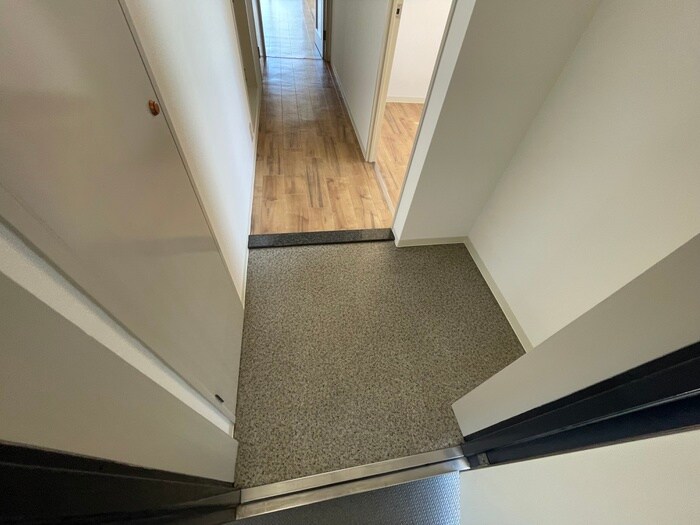 リバ－サイド中山の物件内観写真