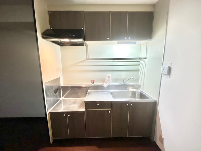 アヴニ－ル１番館の物件内観写真