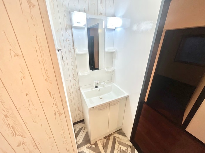 アヴニ－ル１番館の物件内観写真