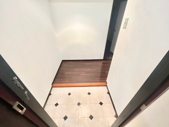 アヴニ－ル１番館の物件内観写真