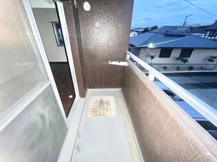 アヴニ－ル１番館の物件内観写真