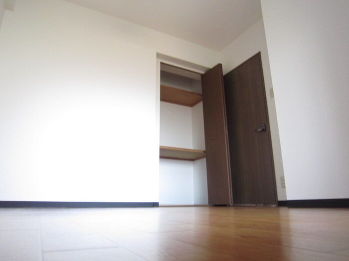 サンシ－ズ南山手の物件内観写真