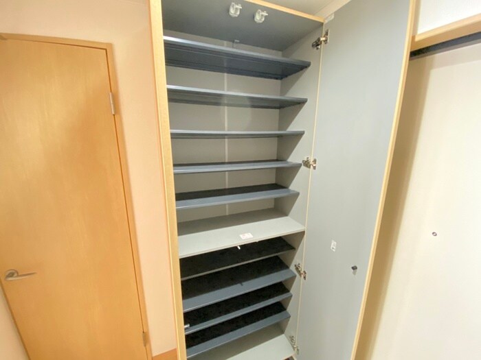 プリシード桃山御陵レジデンスの物件内観写真