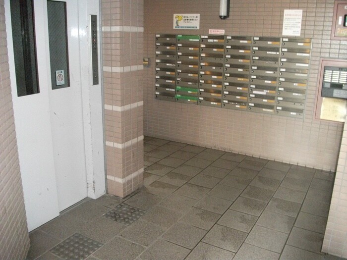 イ－ストマンションの物件外観写真