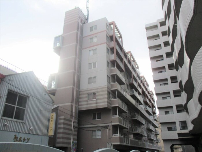 イ－ストマンションの物件外観写真