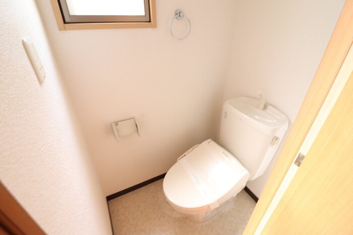 タカマツ神戸駅南通の物件内観写真