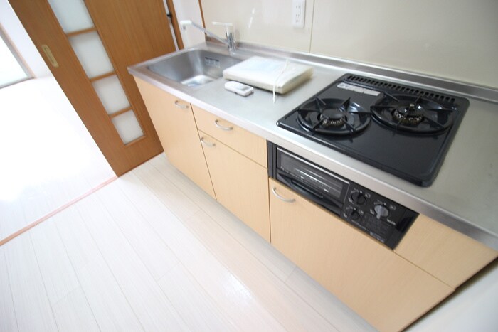 タカマツ神戸駅南通の物件内観写真