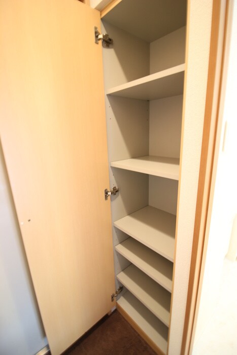 タカマツ神戸駅南通の物件内観写真