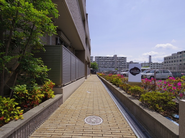 セジュール石田森南の物件外観写真