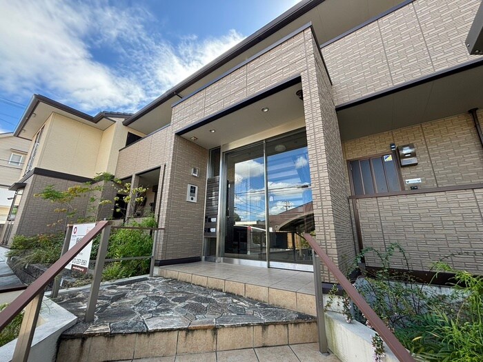 レスペランス向陽台の物件外観写真