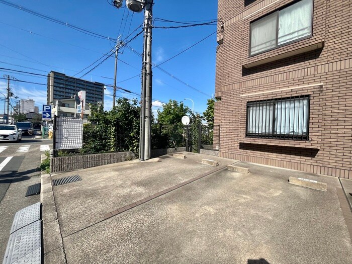 アグラード長岡京の物件外観写真