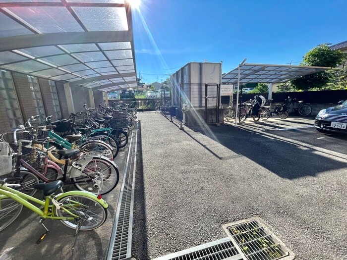 アネーロ長岡京の物件外観写真