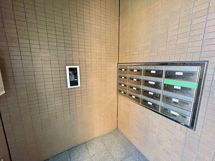 アネーロ長岡京の物件外観写真