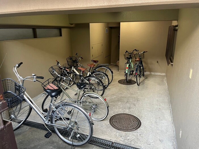 今出川アイビーハウスの物件外観写真