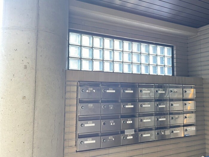 今出川アイビーハウスの物件外観写真