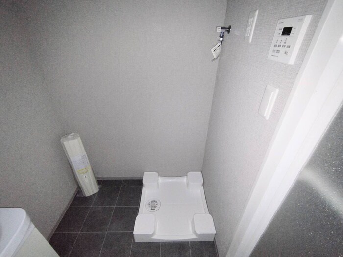 SDｸﾞﾗﾝﾂ三宮ｲｰｽﾄﾌﾛﾝﾄの物件内観写真