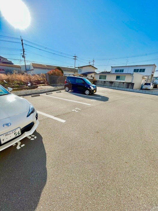 アドマス鶴原Ｄ棟の物件外観写真