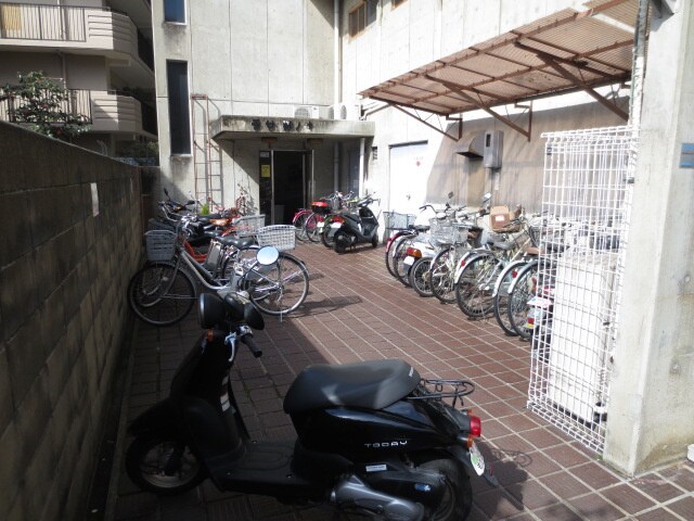 プラザ枷ノ辻の物件外観写真